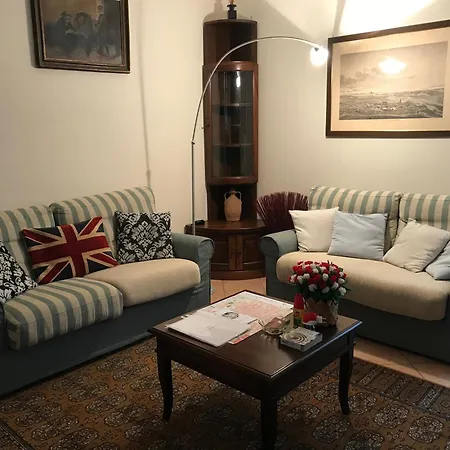 La Casa Del Melograno * Alba (Piedmont)